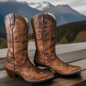 ARIAT Women’s 9.5B Dandy Sassy Snip Toe Brown Leather Cowgirl Boot 10007964